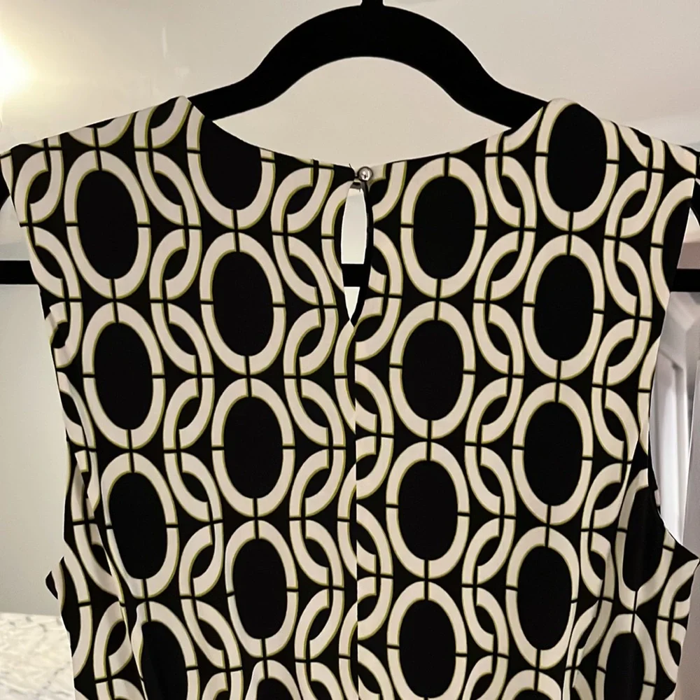 Work dress - Picture 4 of 4